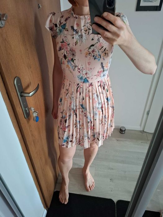 Sukienka letnia w kwiaty