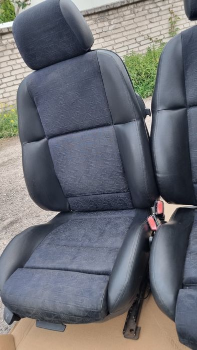 E36 coupe / cabrio fotele przednie sporty pół skóra