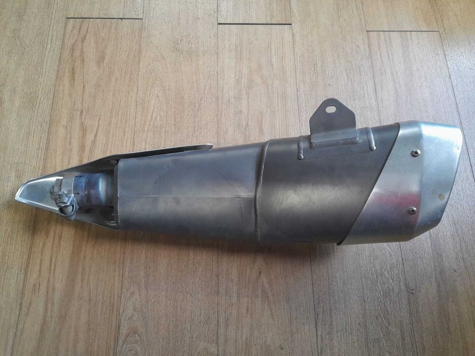ESCAPE OEM SUZUKI GSXR 6 0 0 7 5 0 08-11