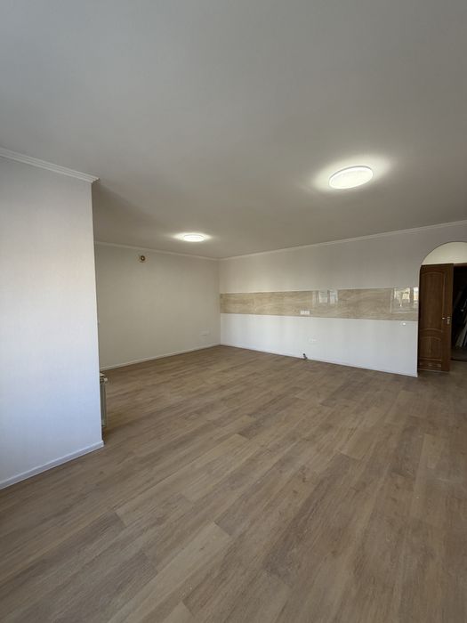 Продам квартиру-стідію в центрі
