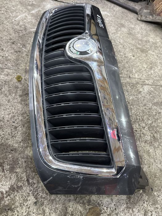 Решотка капота шкода суперб 1 рестайл