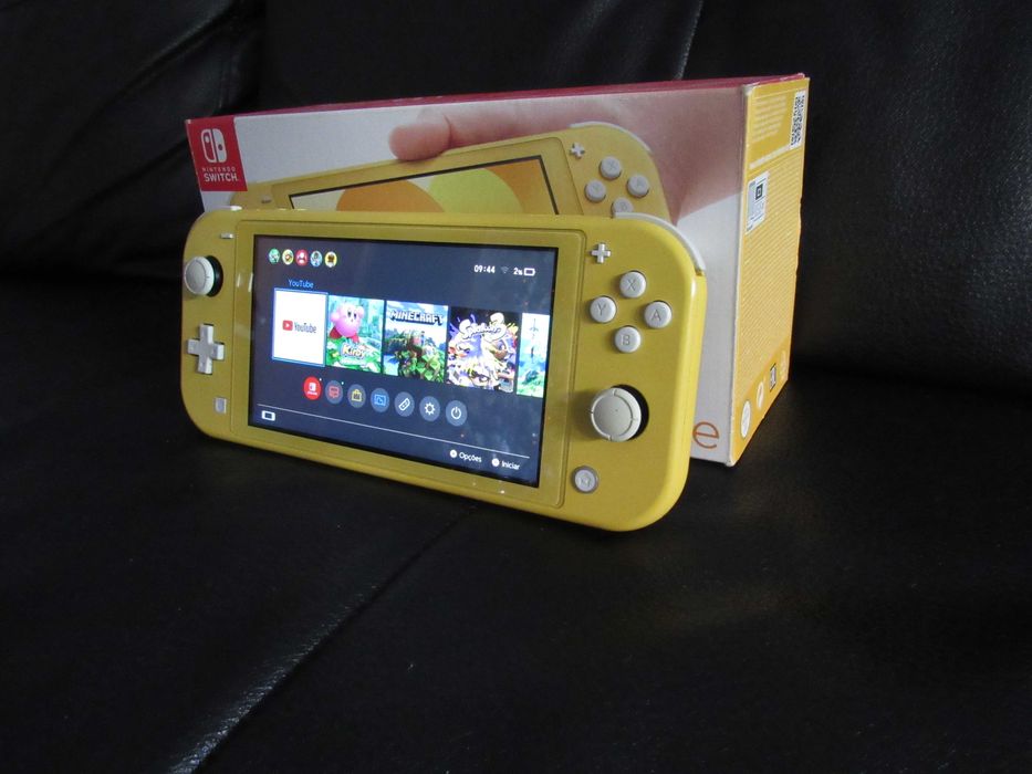 Nintendo Switch lite - Versão Amarela