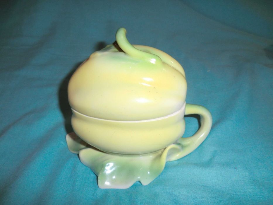 Масленка «Тыква»  фарфор ГФЗ Городница 70е гг наложенный укрпочтой