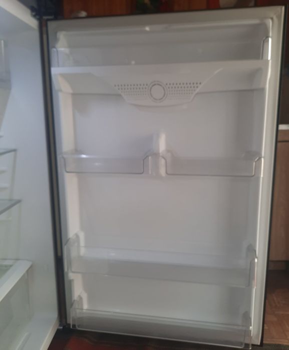 Продам  Холодильник LG