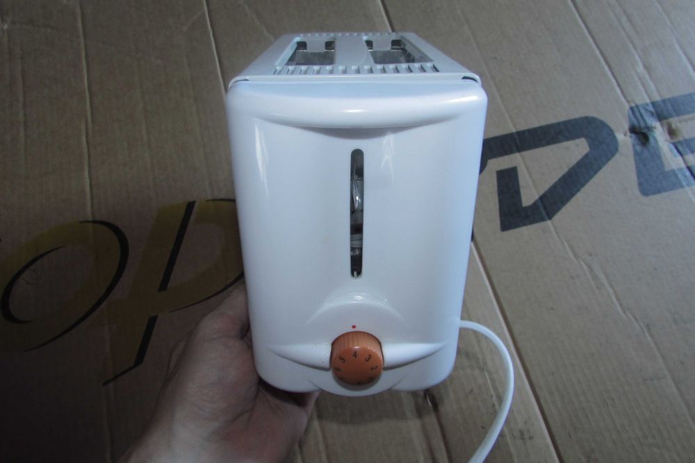 Тостер "Domotec" під ремонт