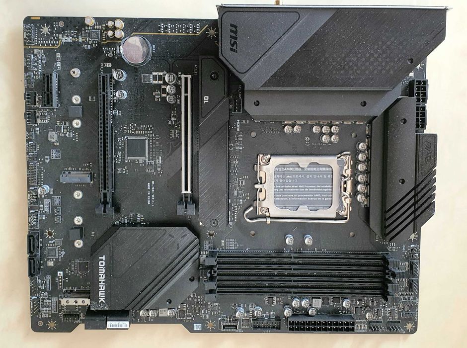 Материнська плата MSI MAG B660 Tomahawk WiFi DDR4