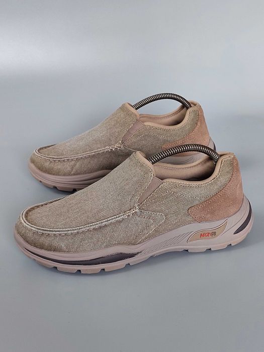 Сліпони Skechers Arch Fit 41/26 см.