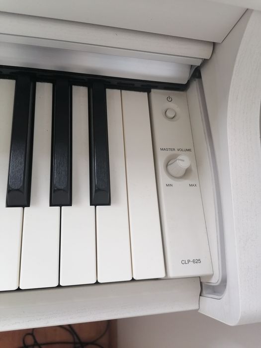 Pianino Yamaha clavinova clp-625