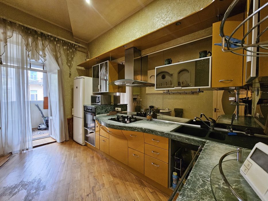 Парк Шевченко, 3 ком.квартира