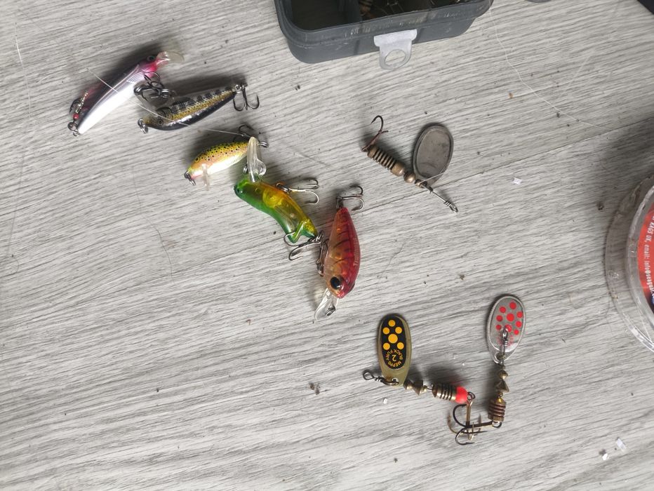 Diverso Material Spinning light