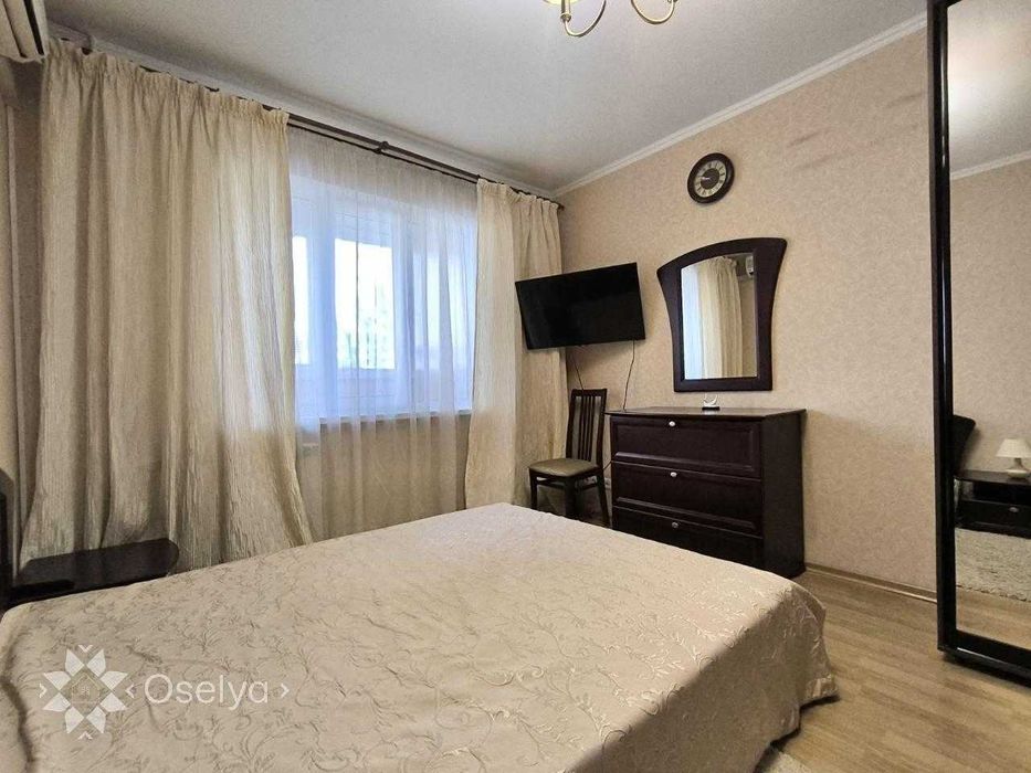 Продаж 2 кімнатної квартири з ремонтом в Києві 54 м2 Дарницький