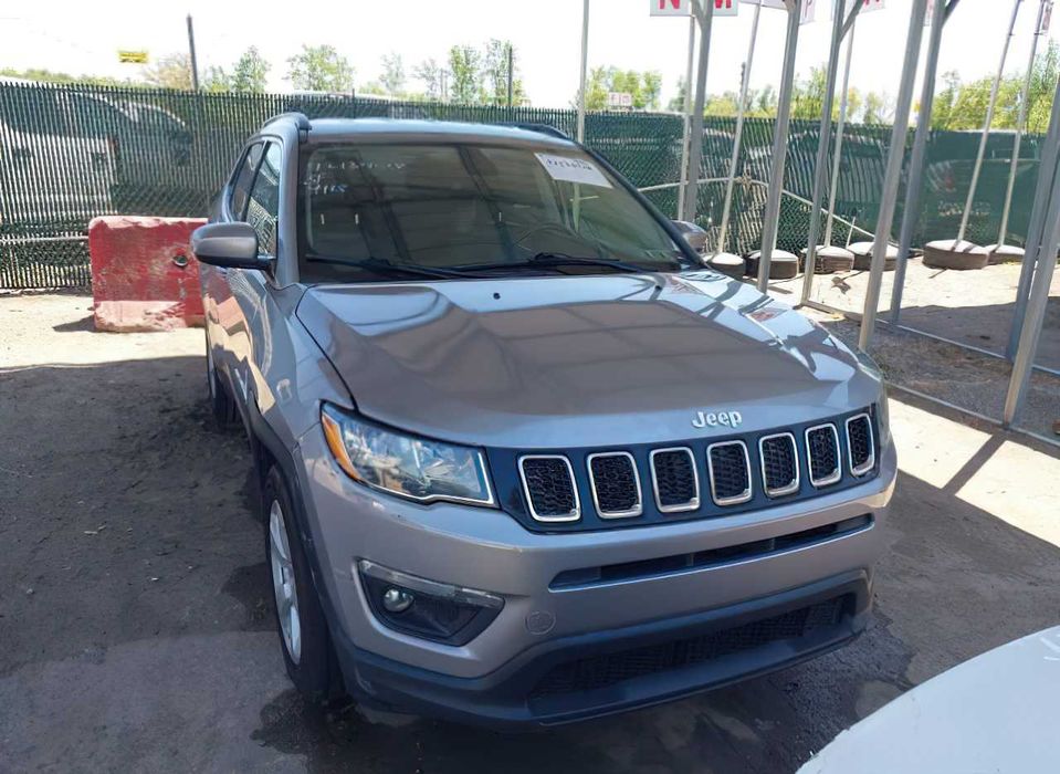 Jeep Compass North      2021