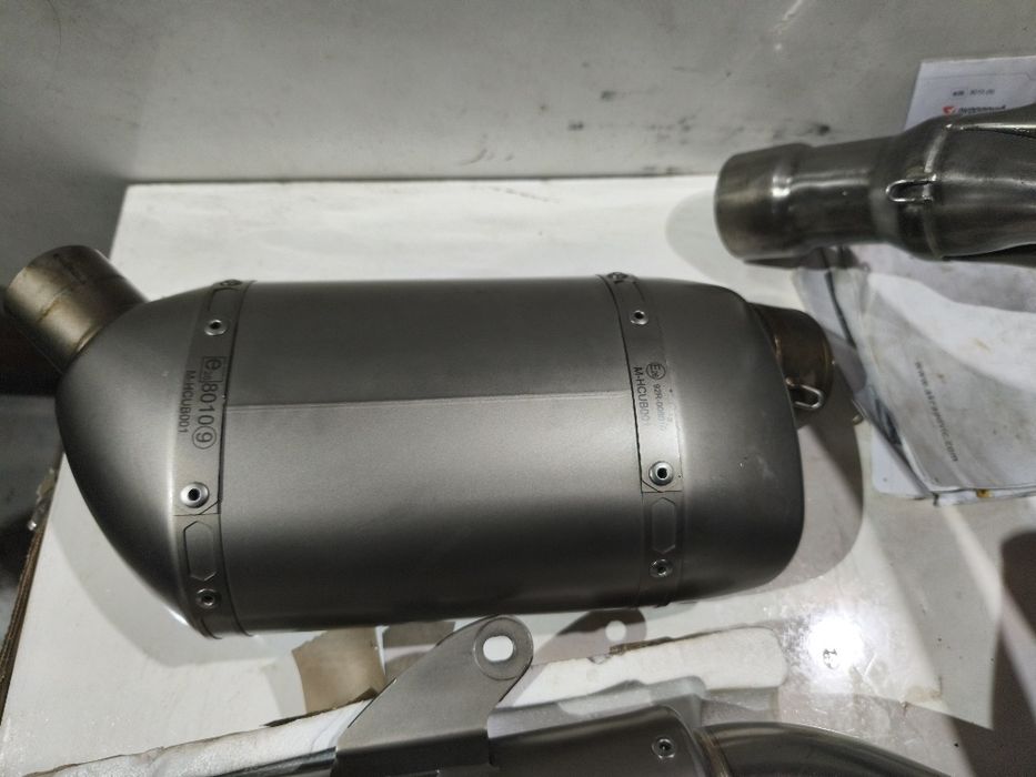 Akrapovič Racing Line Yamaha MT-09/XSR900 * ( OFERTA DO ENVIO )