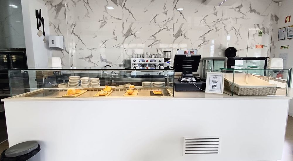 Trespasse de Pastelaria – Remodelada e Pronta a Trabalhar