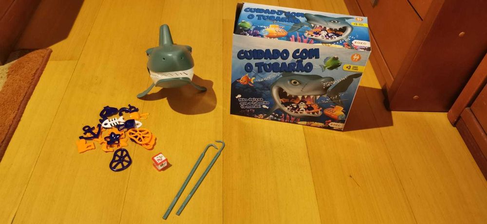 Jogo Cuidado com o Tubarão