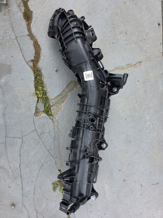 Kolektor ssący BMW G30 G31 520d B47 2.0d