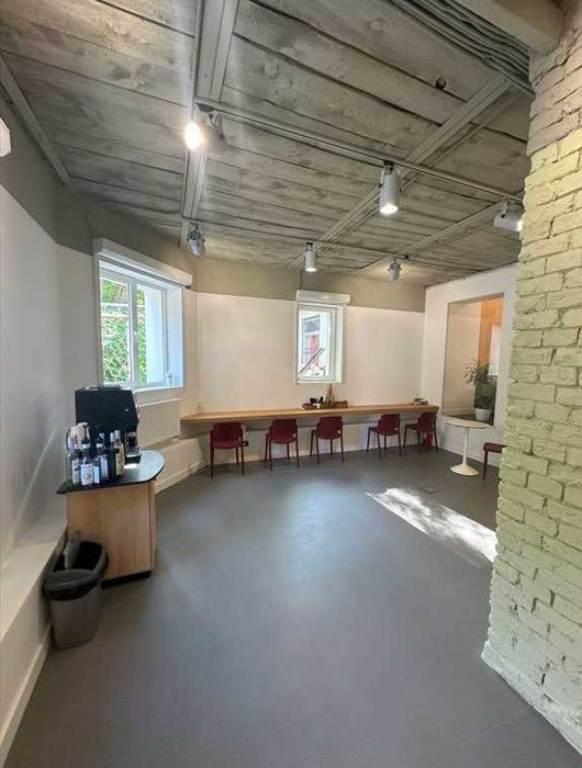 Оренда сучасного офісу в стилі Loft з меблями (267 кв.м.)