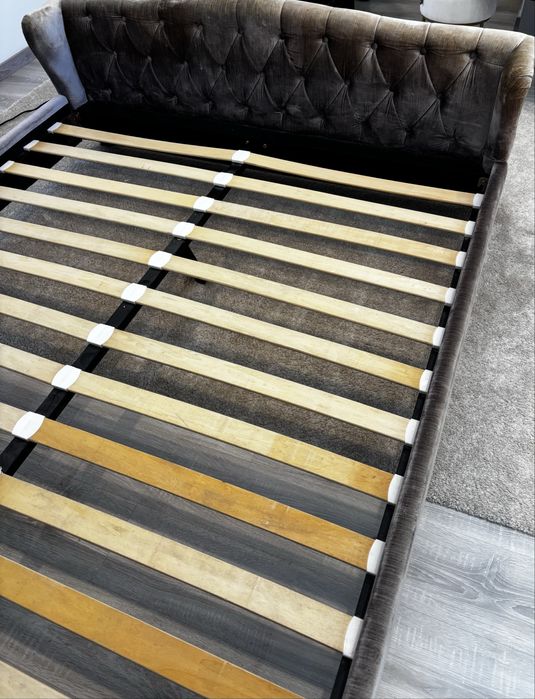 Cama de casal + colchão 160x200