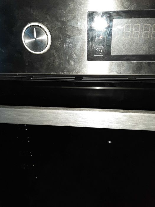 Продам духову шафу WHIRLPOOL OAS KN8V1 IX