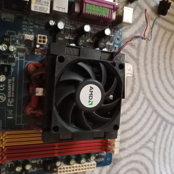 Продам материнську плату з процесором