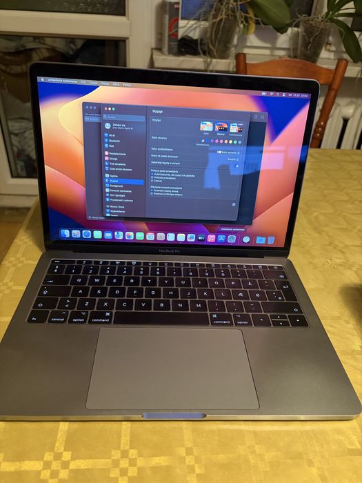 Apple MacBook Pro 13