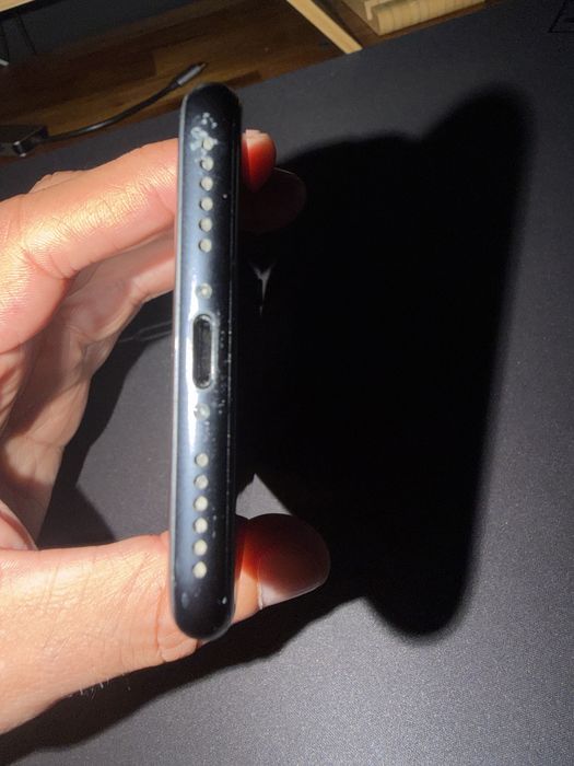 iPhone SE 2ª Geração 2020 128Gb Preto Bateria 95% Garantia 2 Anos Desbloqueado