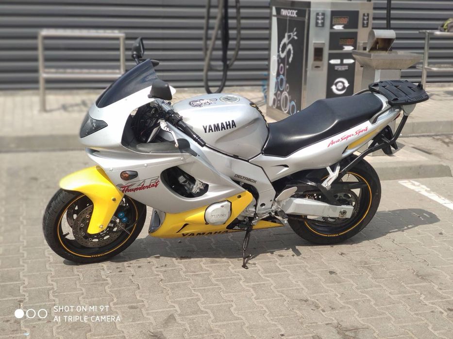 Продам Yamaha YZF 600R