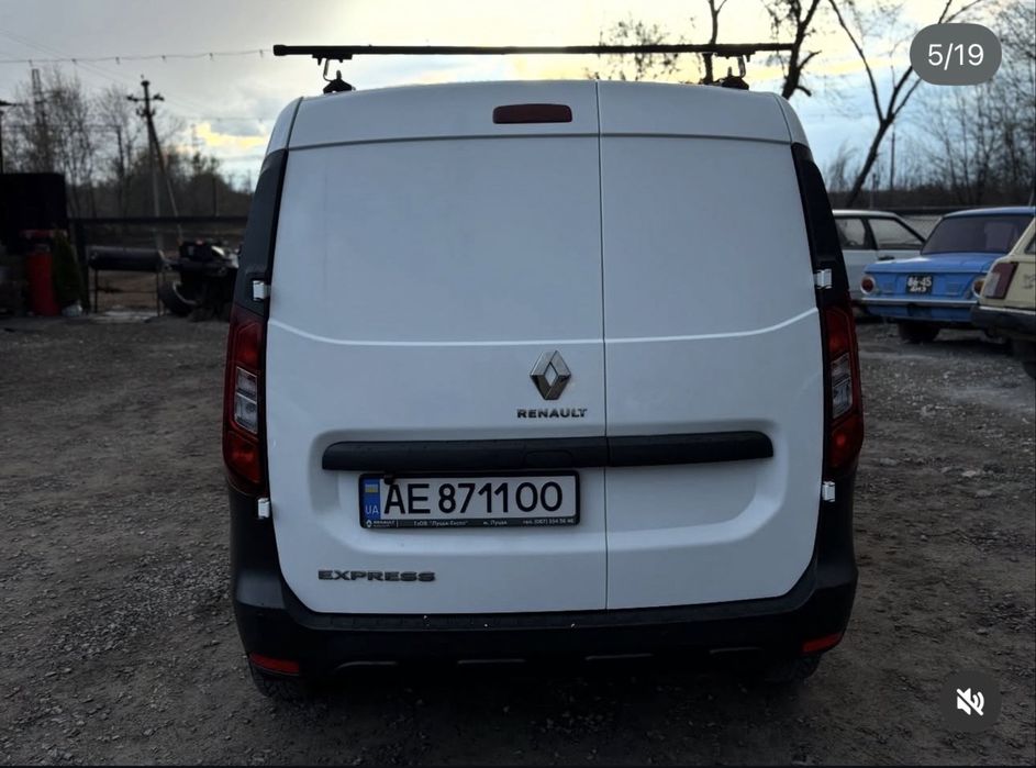 Авто Renault Express 2022