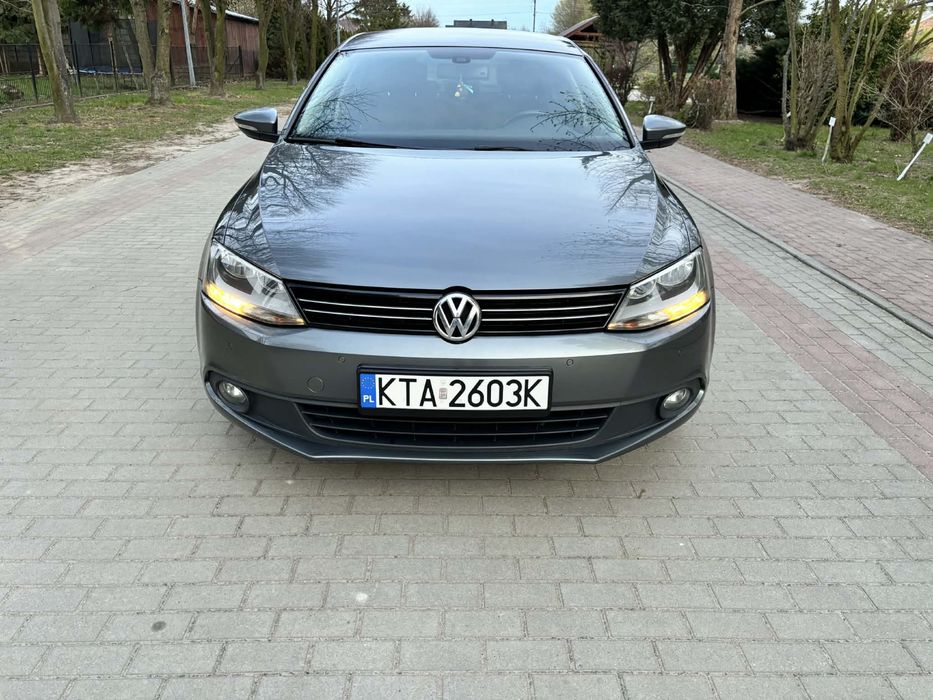 Volkswagen Jetta 1.6 TDI sedan Diesel manual ekonomiczna