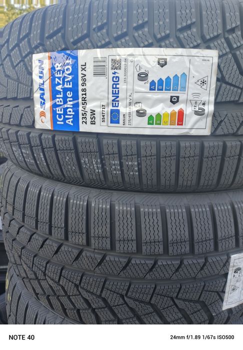 Nowe opony zimowe Sailun Ice Blazer 235/45/18 98V 25r