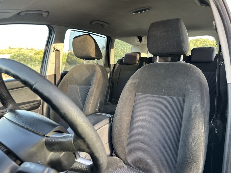 Ford C-Max 1.6. TDCI GHIA 240 Mil quilómetros