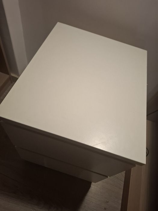 Mesa cabeceira Malm IKEA