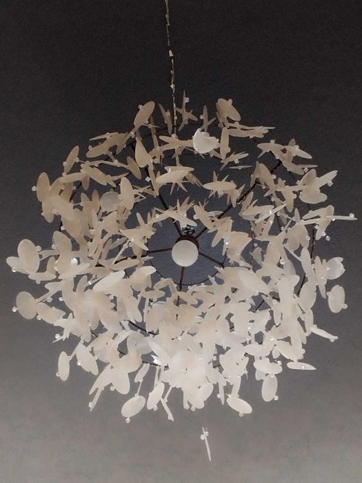 Candeeiro de tecto Loja do Gato Preto lantejoulas madrepérola