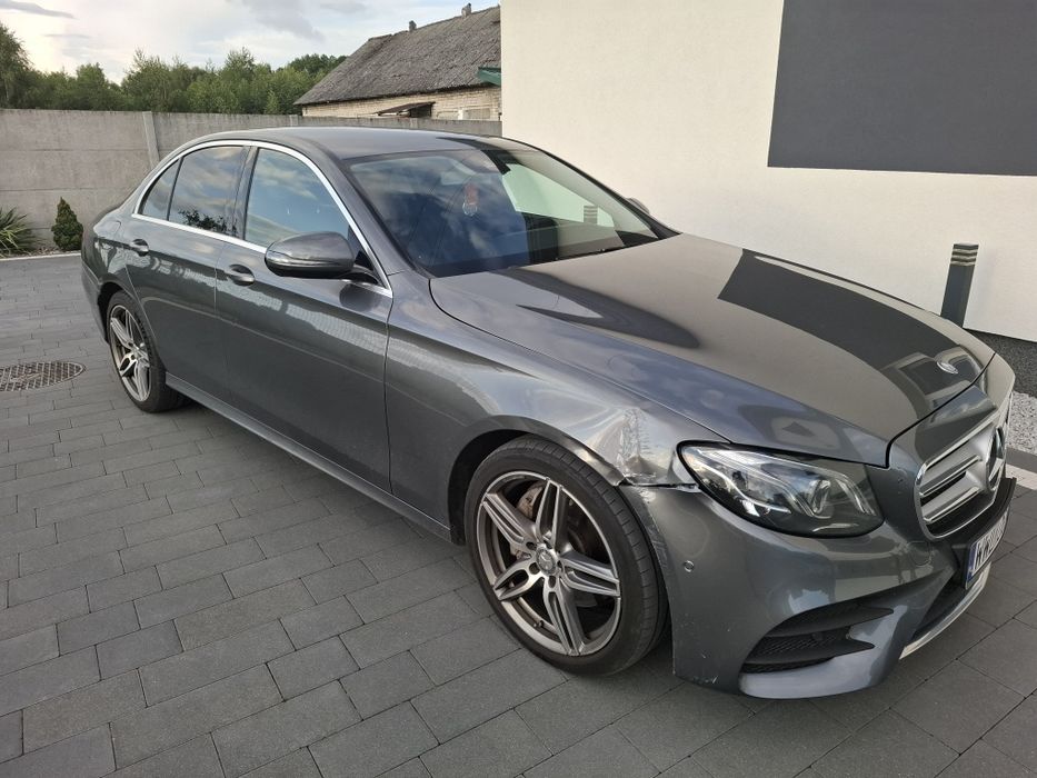 Mercedes W213 E220 4matic