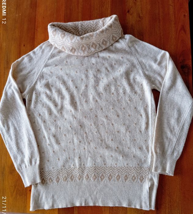 Camisola de lã estampada