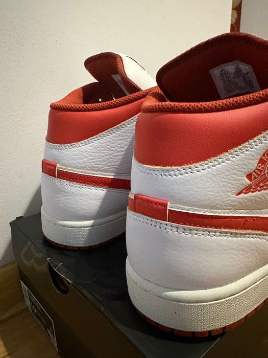 Buty Air Jordan 1 MID SE