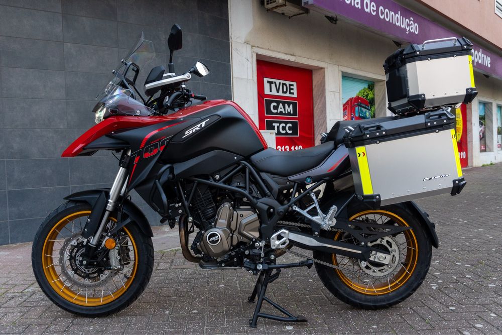 QJ Motor SRT 700 X - Garantia até 2031 - desde 120€/mês financiamento