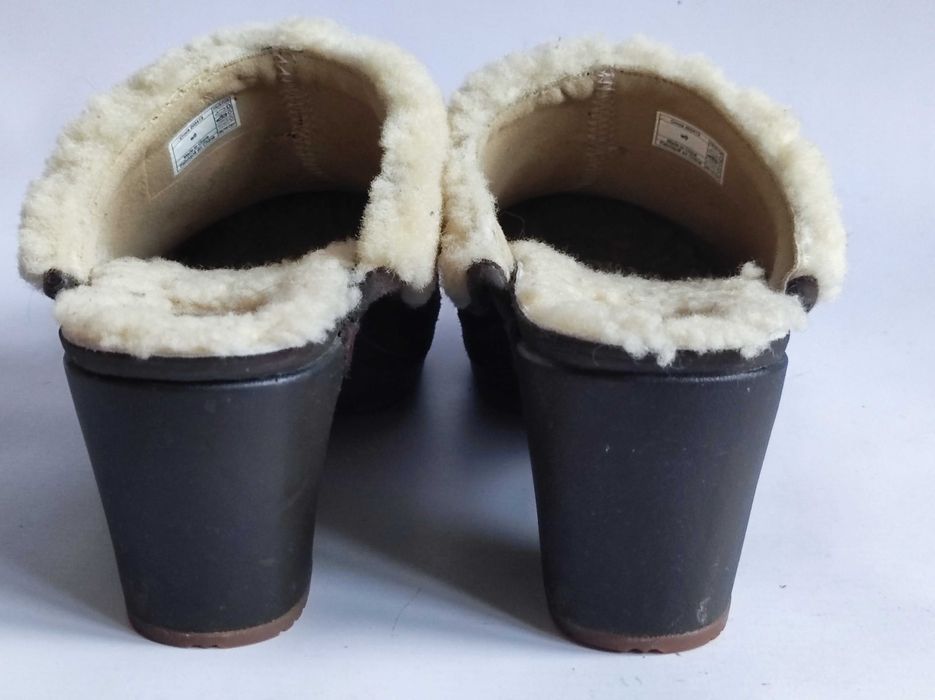 - Crocs  - Klapki / chodaki / drewniaki r. W9 / 39-40