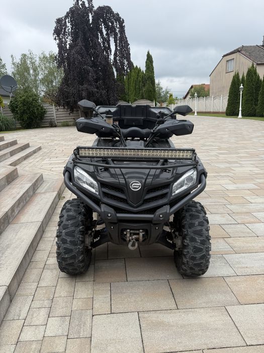 Cf Moto 520L  Kufer Pług