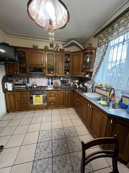 Продаж будинку у Винниках біля Львова