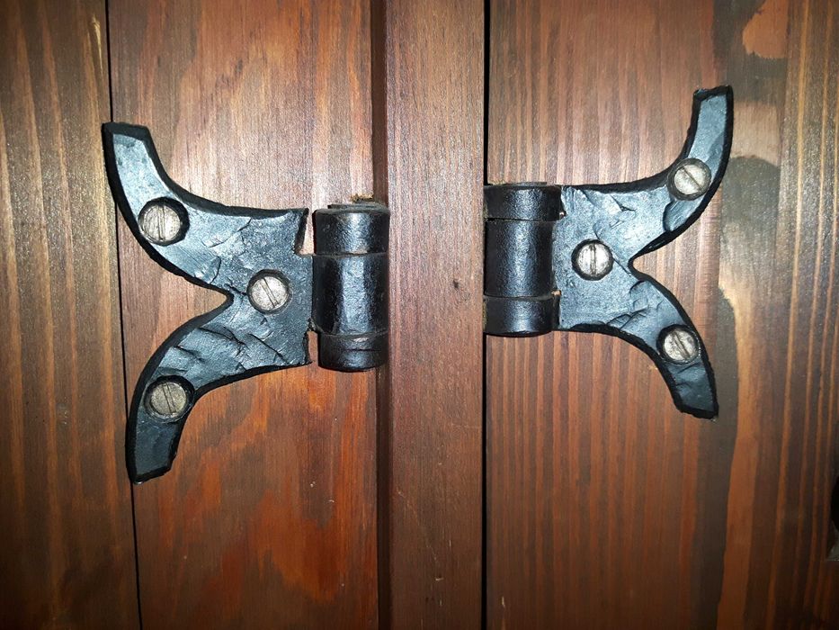 Stylowe, góralskie meble