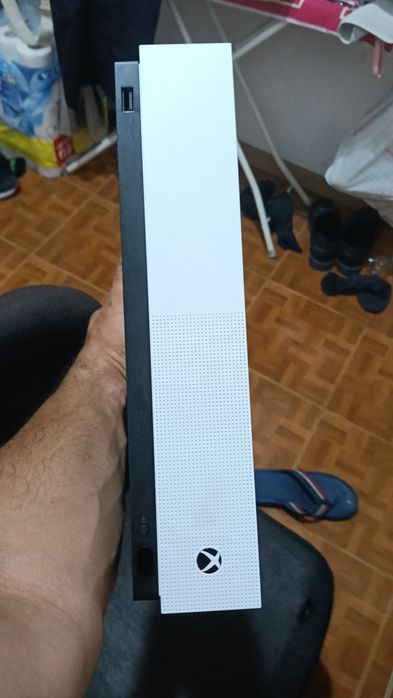 Xbox One S All digital edition