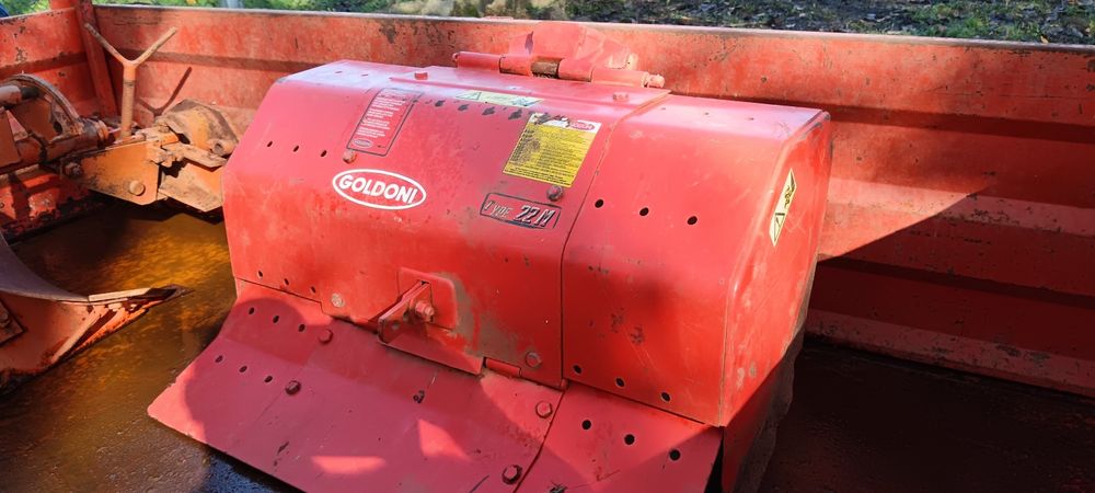 Motocultivador goldoni de 14 CV