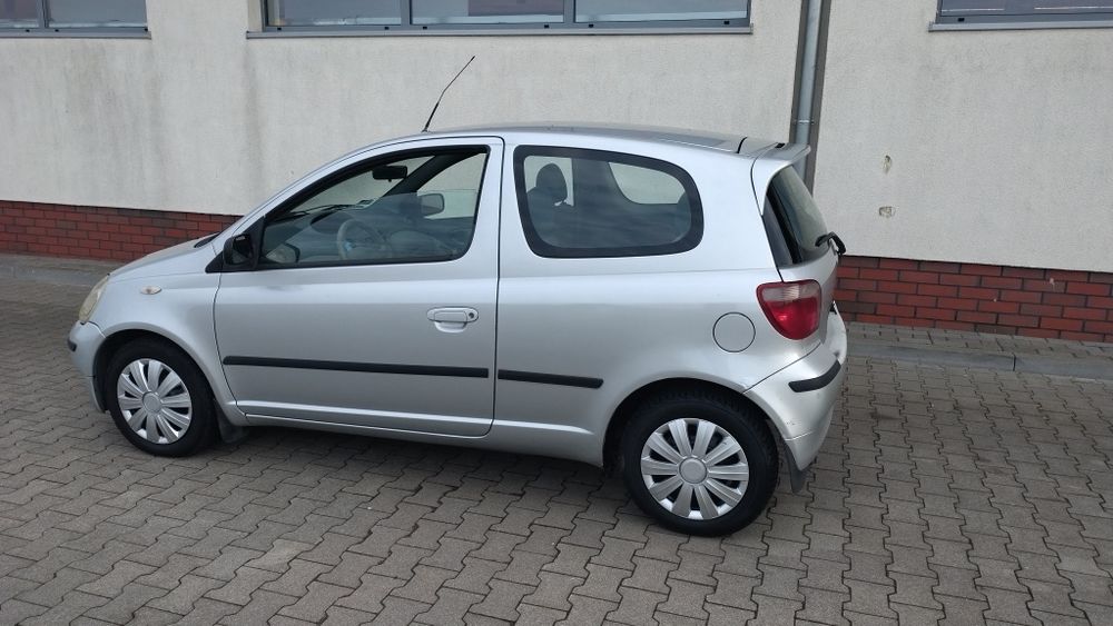 Toyota Yaris//klima sprawna//elektryka