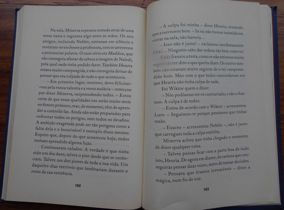 Arcanus - Nebbit Lê O Pensamento