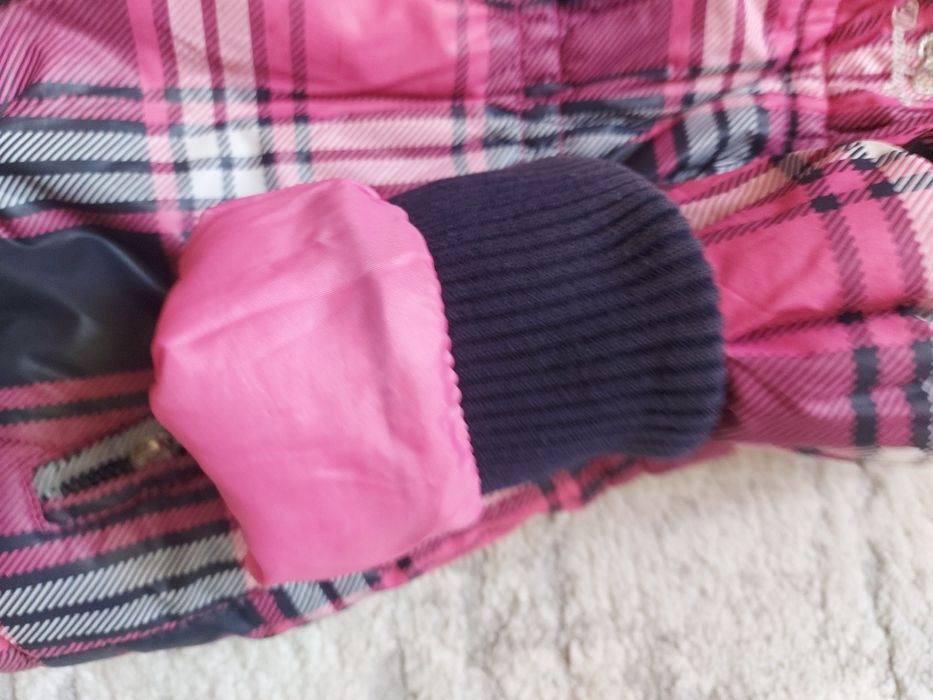 Куртка на дівчинку на 5-6років єврозима, холодна осінь, рання весна