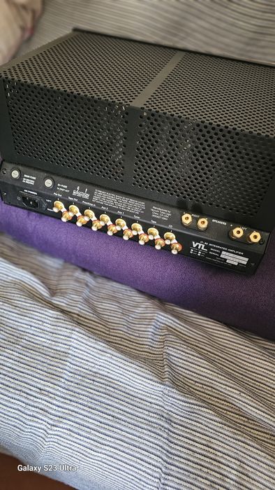 Продам Ламповый Интегральный Усилитель VTL-IT 85(USA)