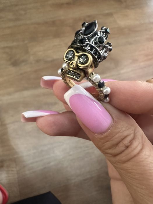 Кольцо Alexander McQueen. Новое.