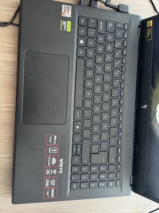 Acer Nitro V 15 (2024)