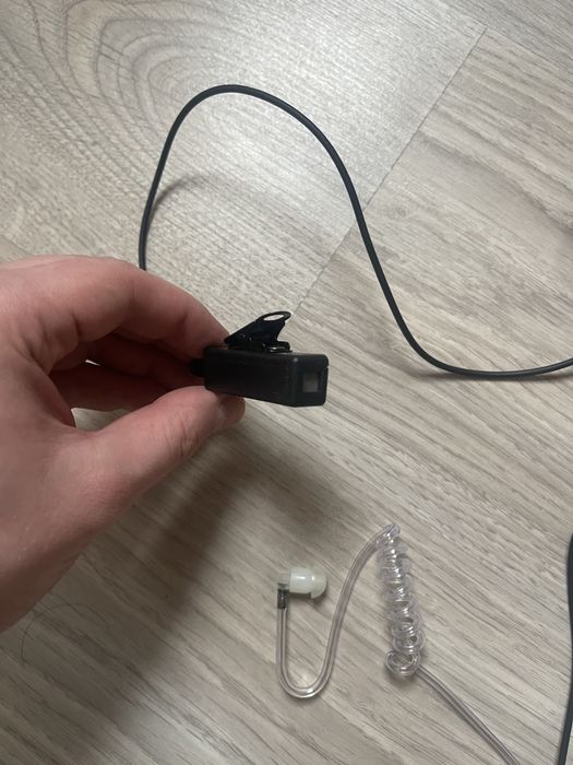 Продам гарнитуру для рации.